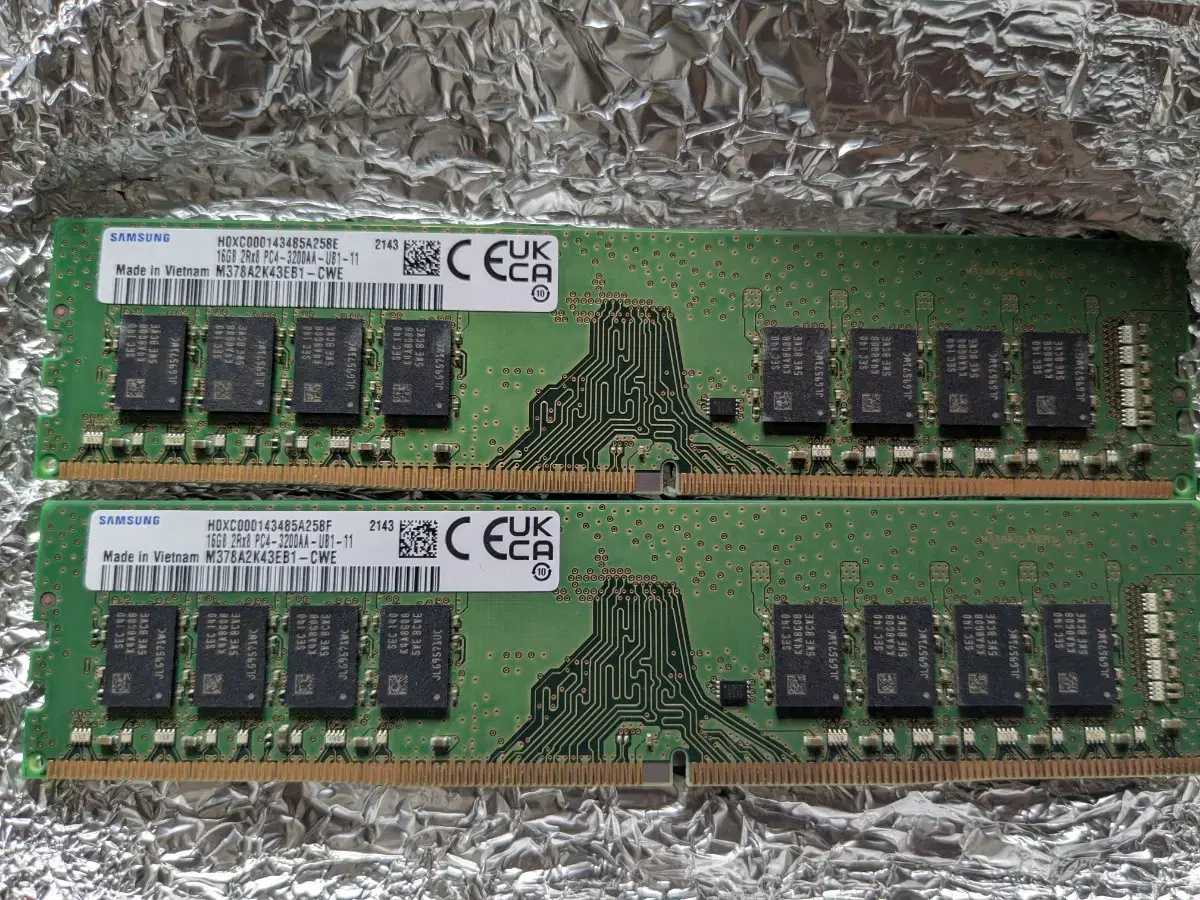 삼성 DDR4 3200 16GB 두개